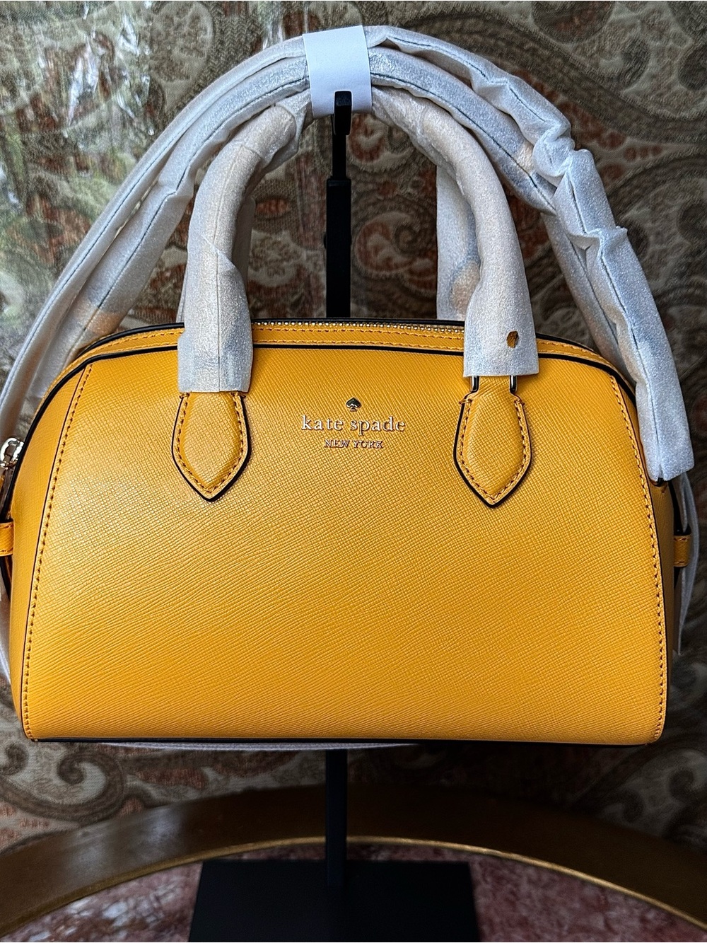 100% Authentic Kate Spade Daffodil Leather Duffle Crossbody